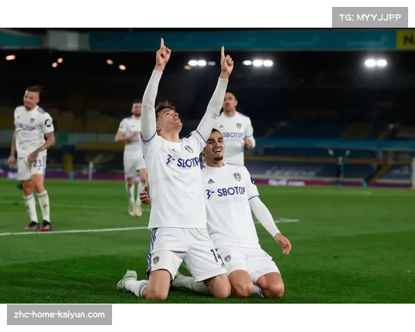 英超球队采用三中卫与高压逼抢 重构防守艺术